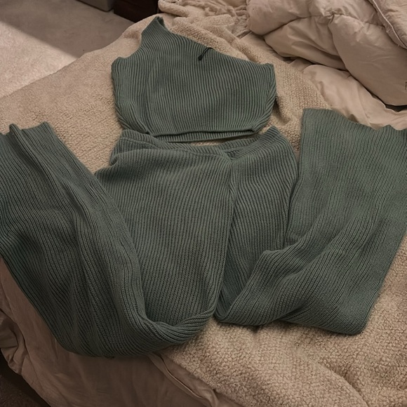 As Seen on Paige DeSirbo One Shoulder Top and Knit Pant Set - Picture 5 of 12